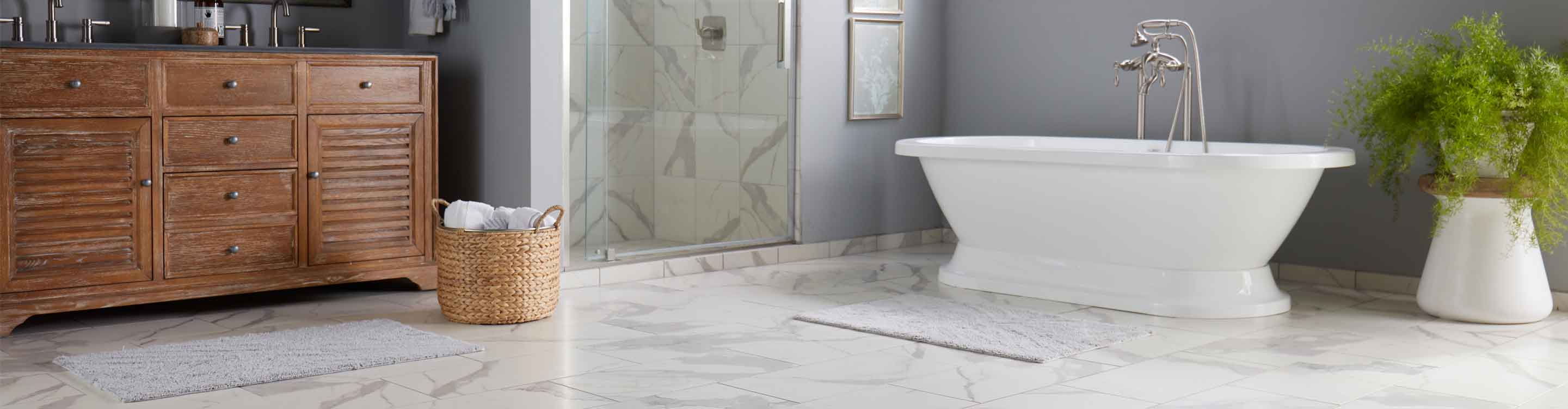 Bathroom with marble look tile flooring in Aberdeen, WA 